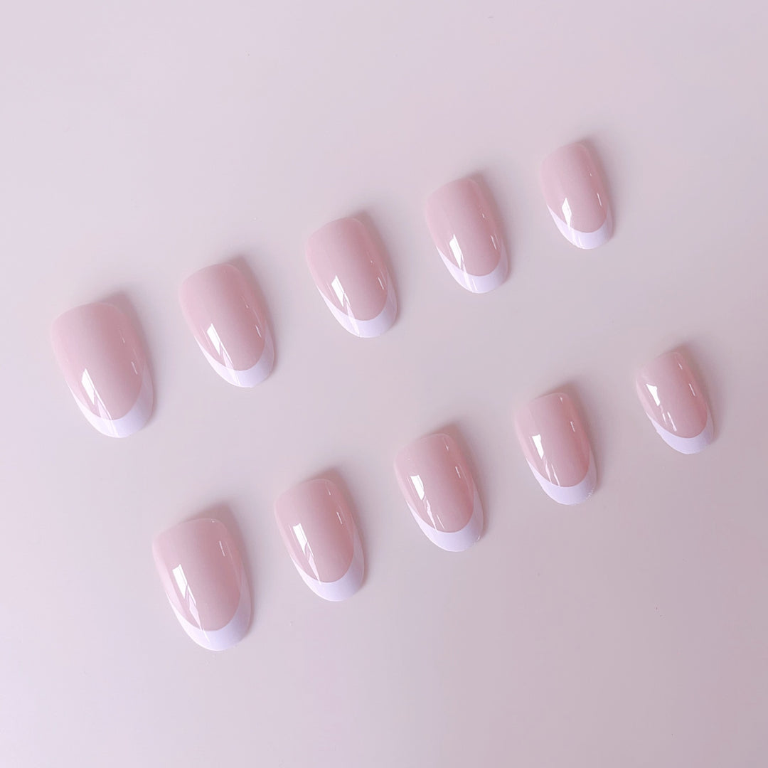 Artificial Nail Set in Elegant French-Style Stornfield