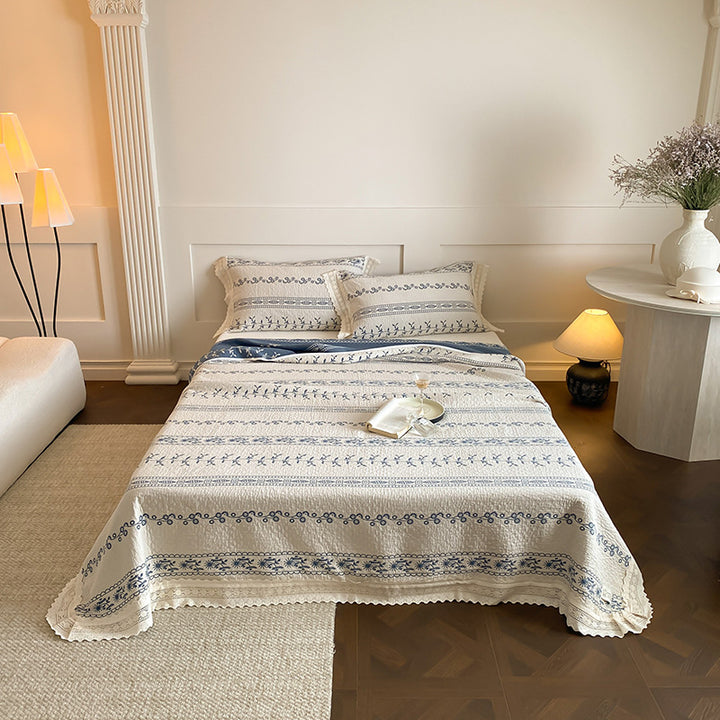 Quilted Cotton-Lace Trimmed Diamond Matelassé Bedspread with Matching Shams