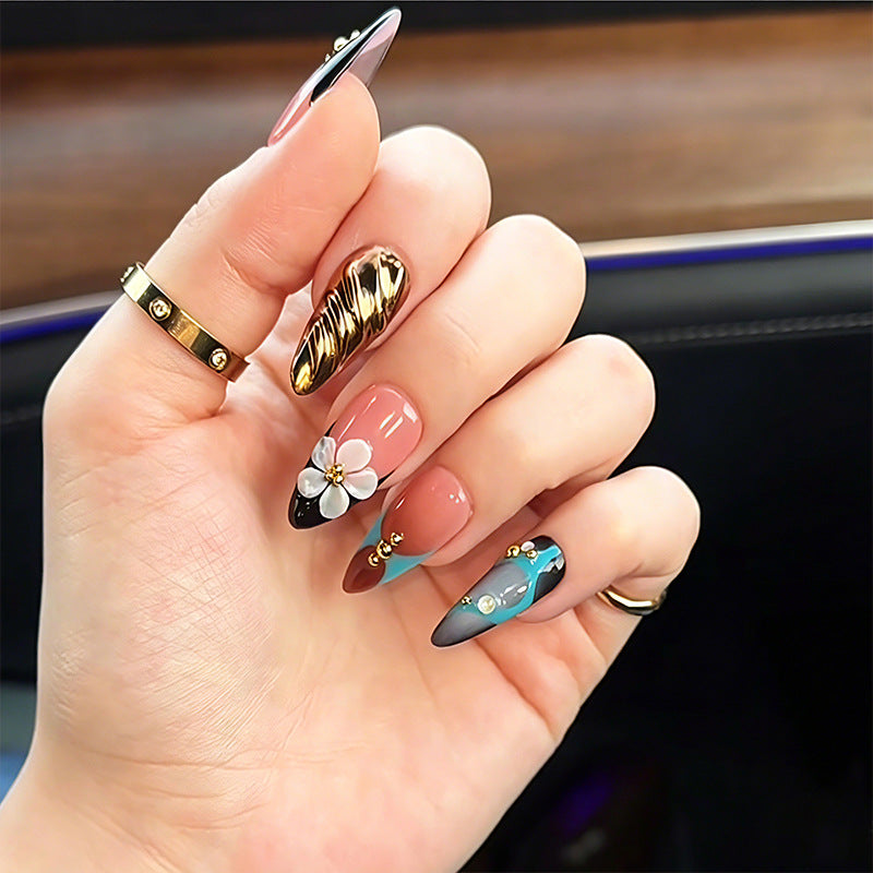 Artful nail set with floral accents Stornfield