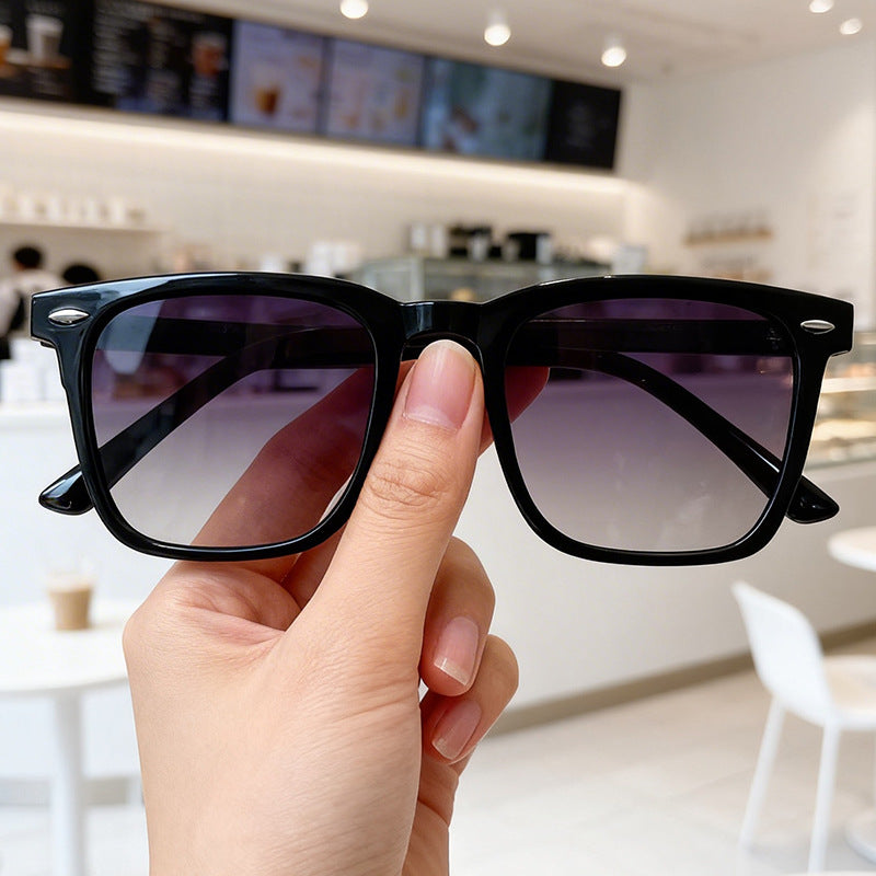 Stylish Retro Sunglasses Stornfield