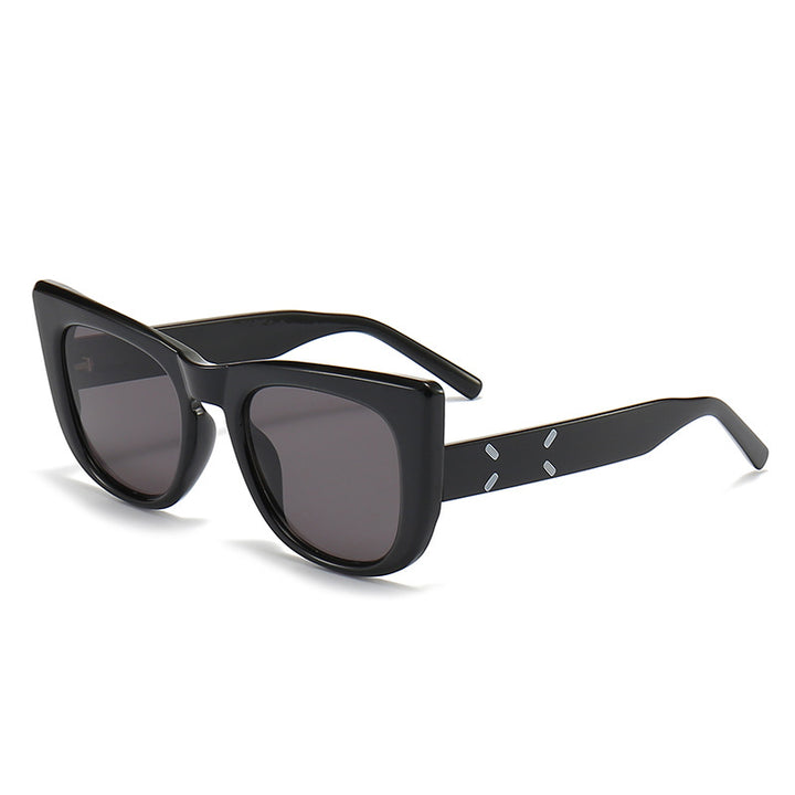 Women modern oversized sunglasses in unique design Stornfield