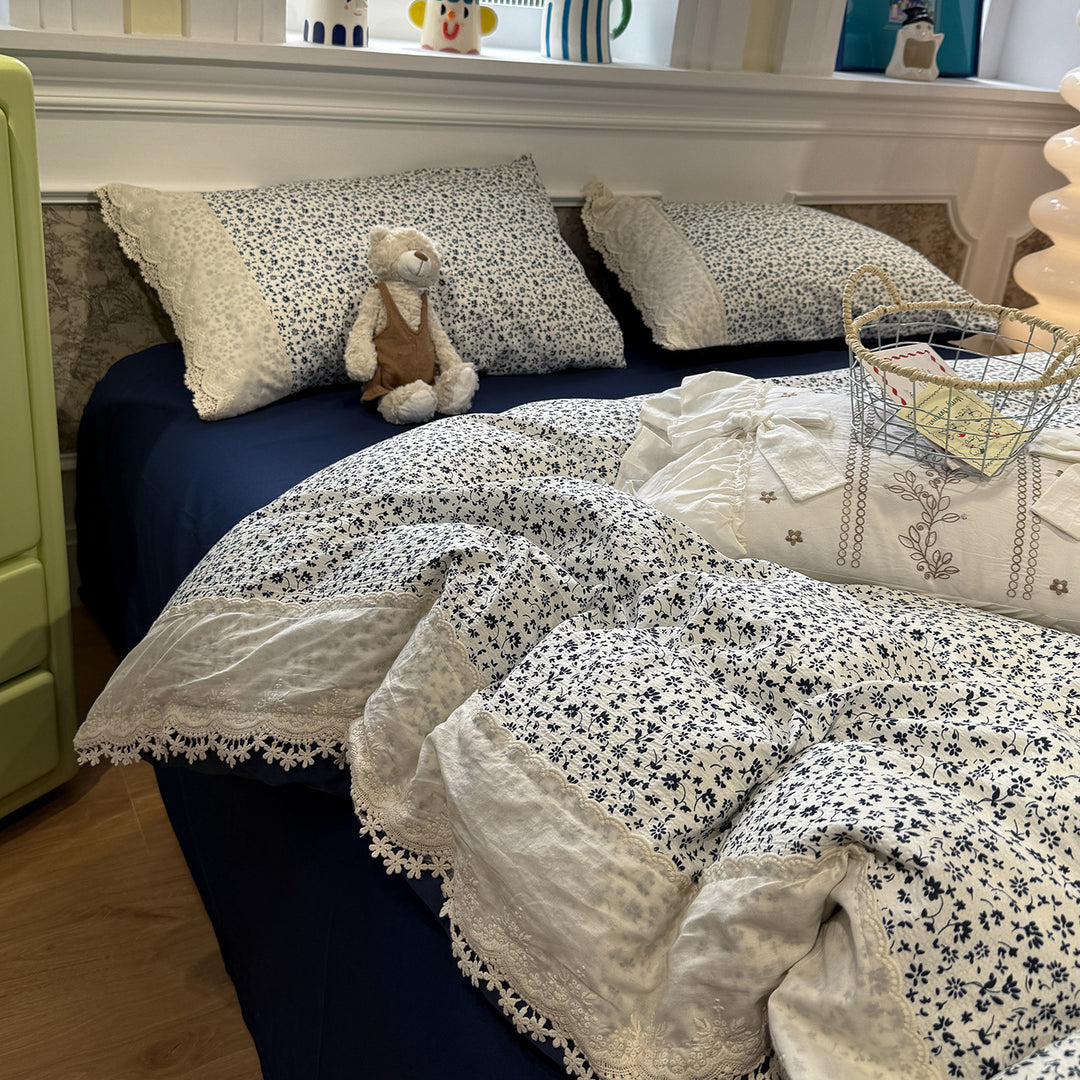 Vintage Floral Pattern Duvet Cover Set