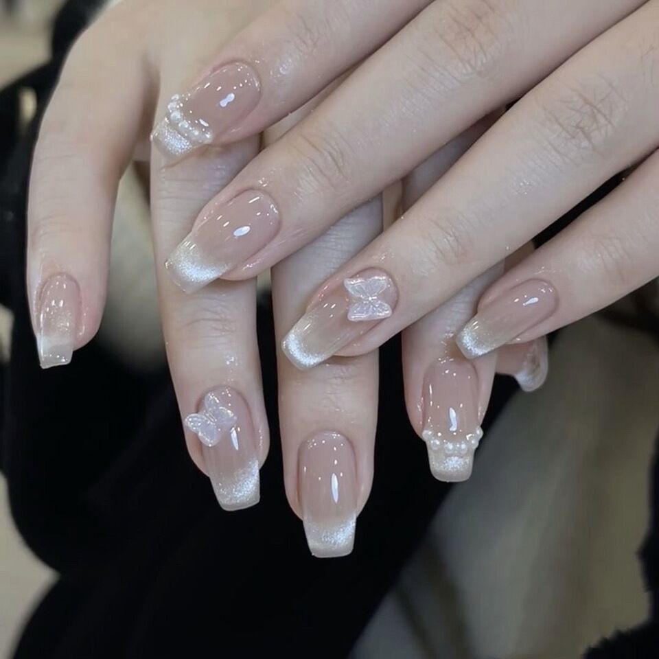 Premium Glamorous Press-On Nail Extensions Stornfield