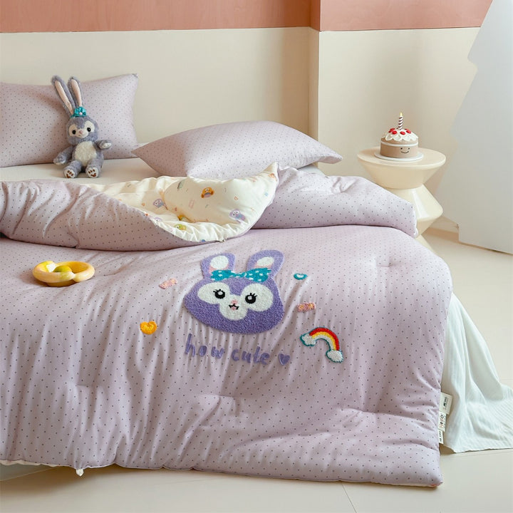 Children's Embroidered Plush Comforter with Appliqué Motif and Reversible Lining