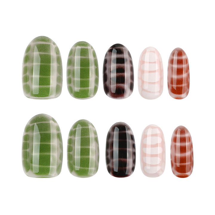 Artful nail art with creative patterns Stornfield