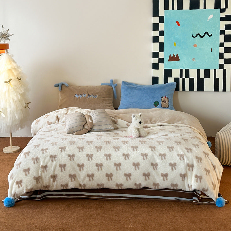 Plush Microfleece Reversible Duvet Cover Set with Pom-Pom Corners and Bow Print