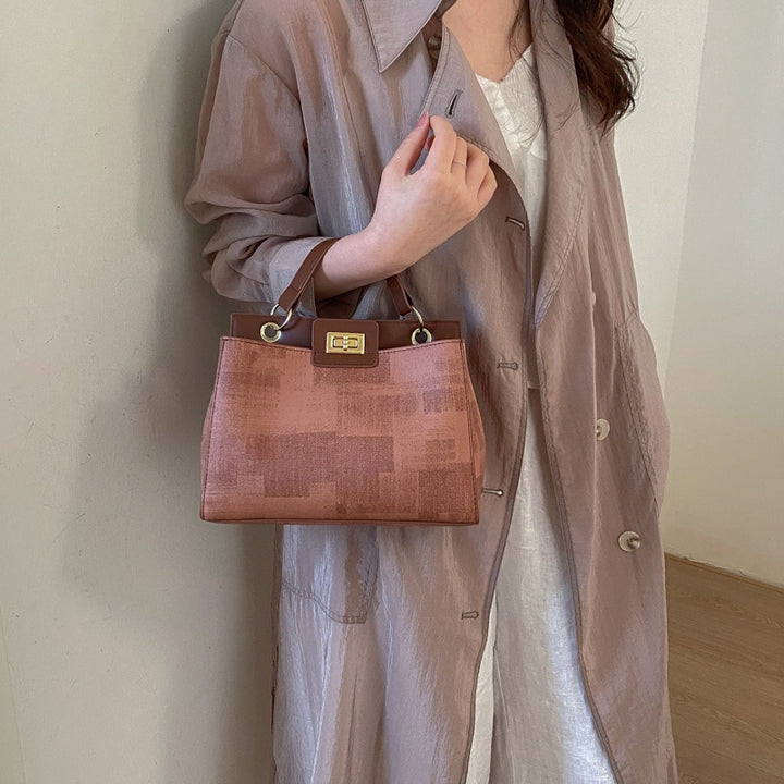 Structured Handheld Bag