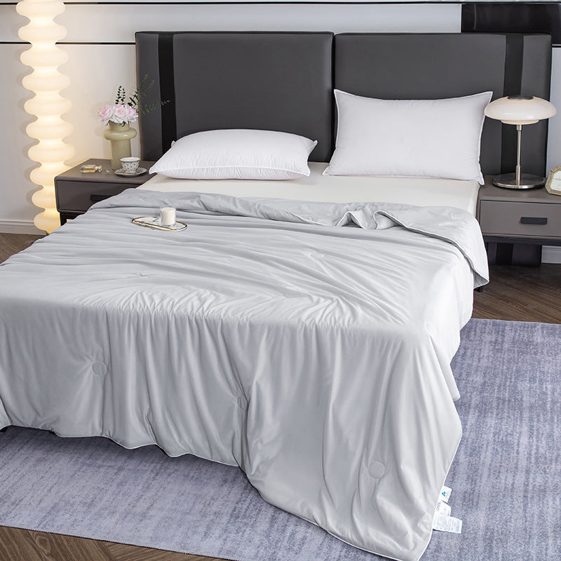 Reversible Soft Microfiber Blanket