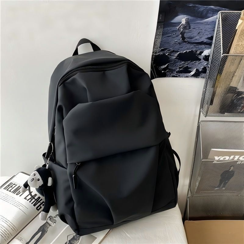 Modern Ergonomic Backpack Stornfield