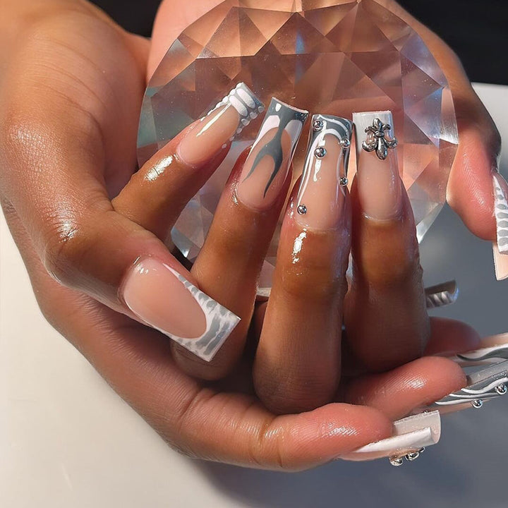 Decorative Press-On Nails with Artistic Design Elements Stornfield
