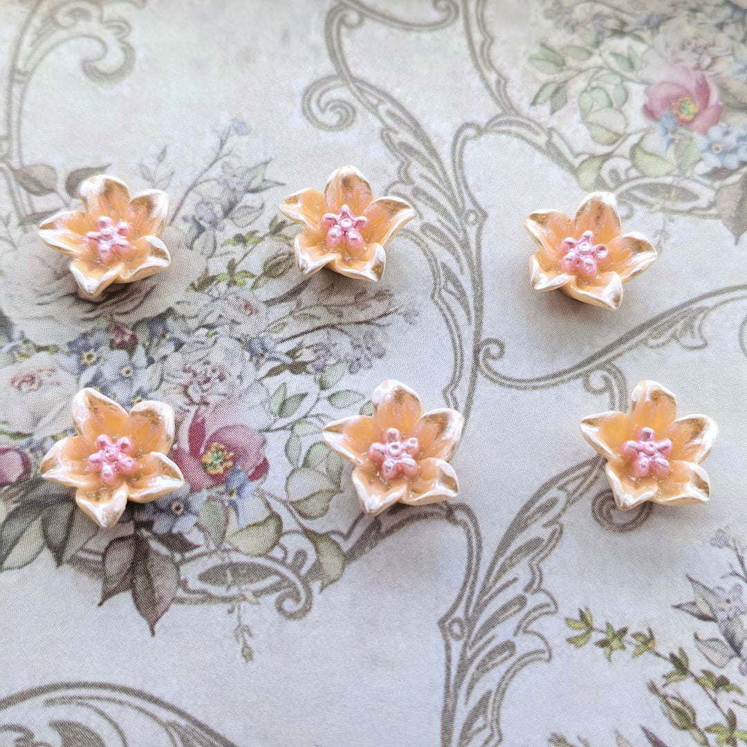 Decorative flower appliqués Stornfield