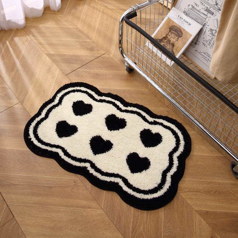 Heart-Shaped Decorative Bath Mat Stornfield