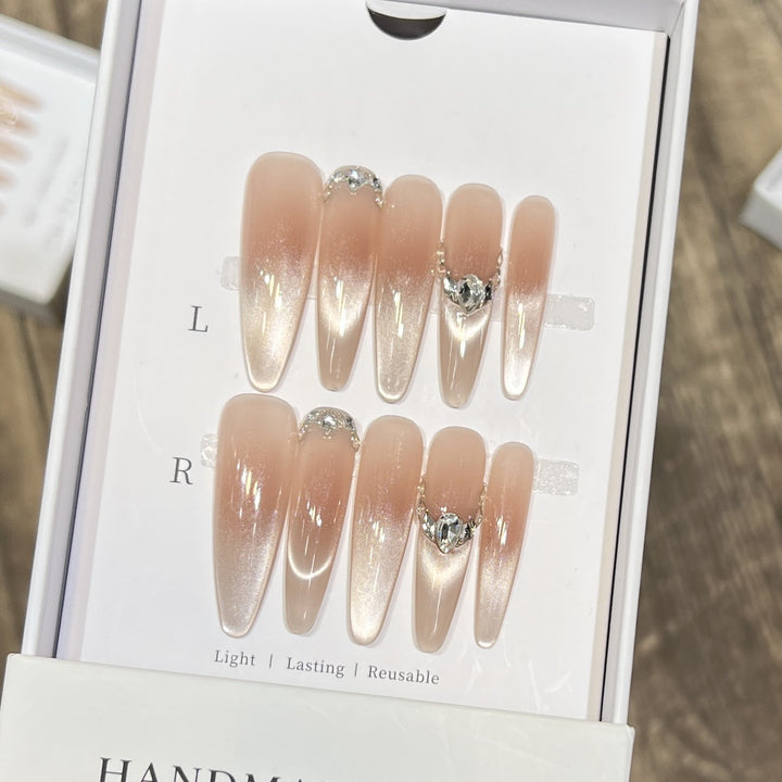 Reusable Press-On Nail Art Set Stornfield