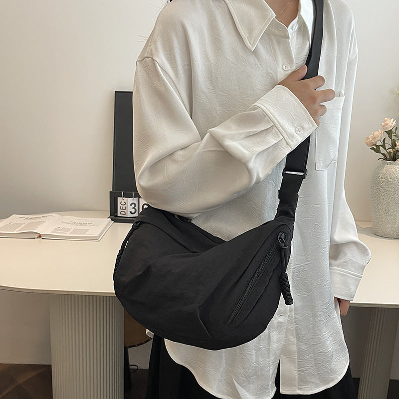 Lightweight Sling Bag Stornfield