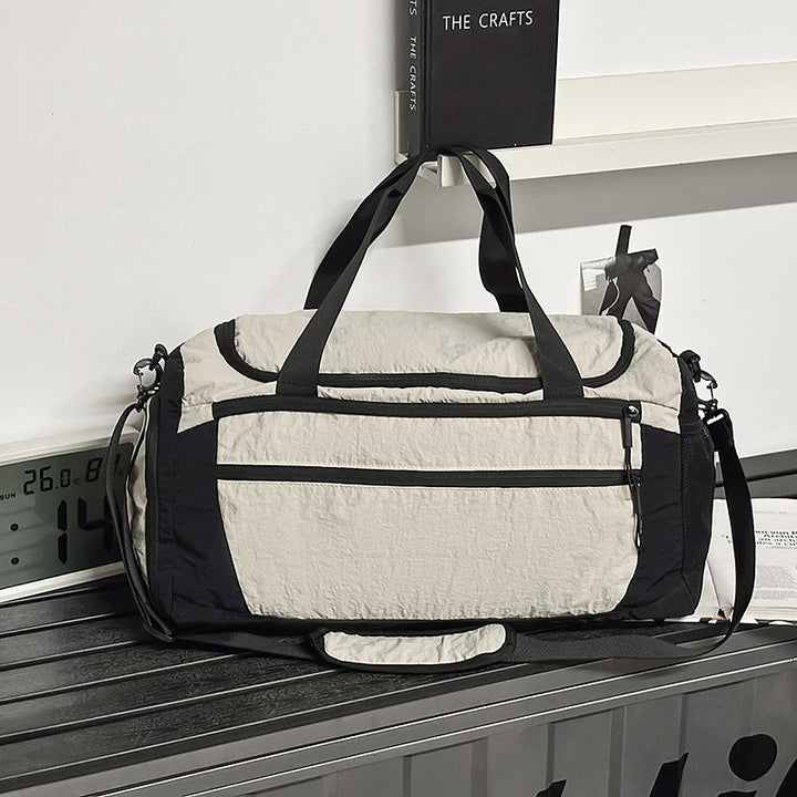 Multifunctional sports bag with insulated compartments Stornfield