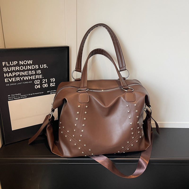 Elegant and Spacious Handbag Stornfield
