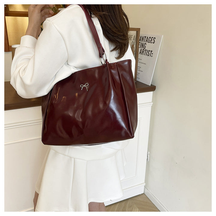 Elegant Glossy Hobo Handbag Stornfield