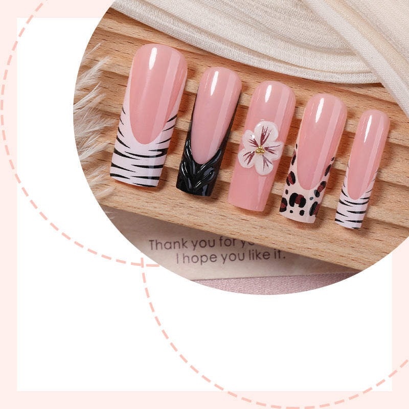 Artistic Nail Art Press-On Set with Floral and Animal Patterns Stornfield