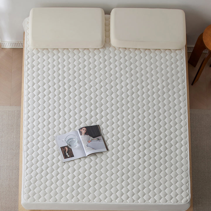 Quilted Hypoallergenic Mattress Pad Topper with Diamond-Stitch Surface
