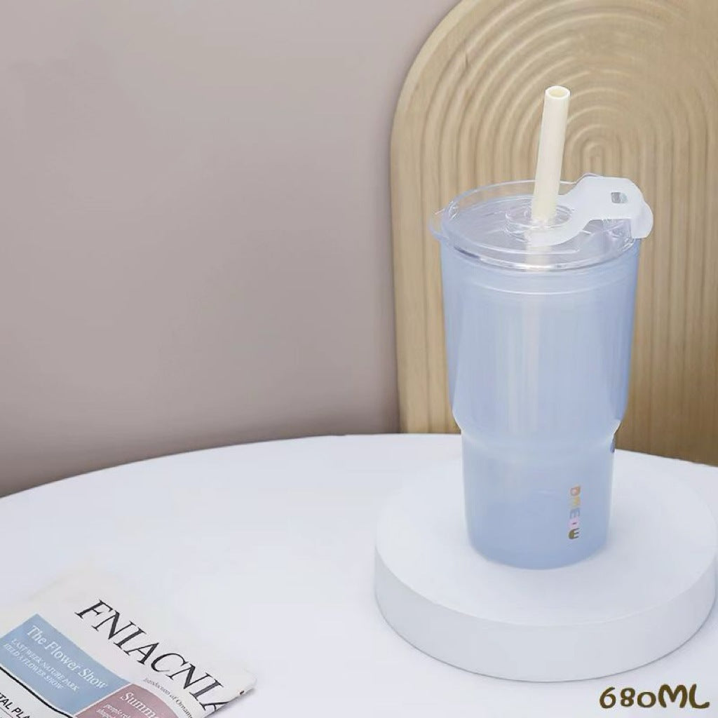 Ladies insulated drinking cup with flexible lid and silicone-coated straw Stornfield