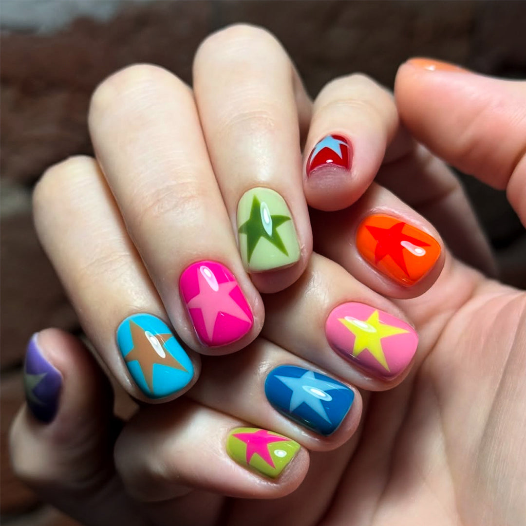 Artificial Nails with Modern Star Design Stornfield