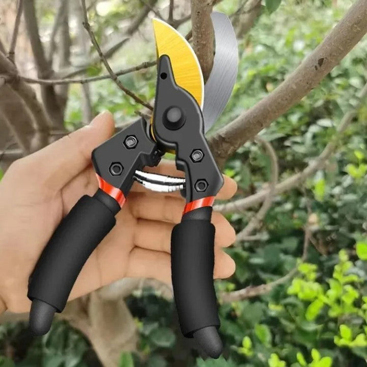 Ergonomic bypass pruning shears with cushioned non-slip handles Stornfield