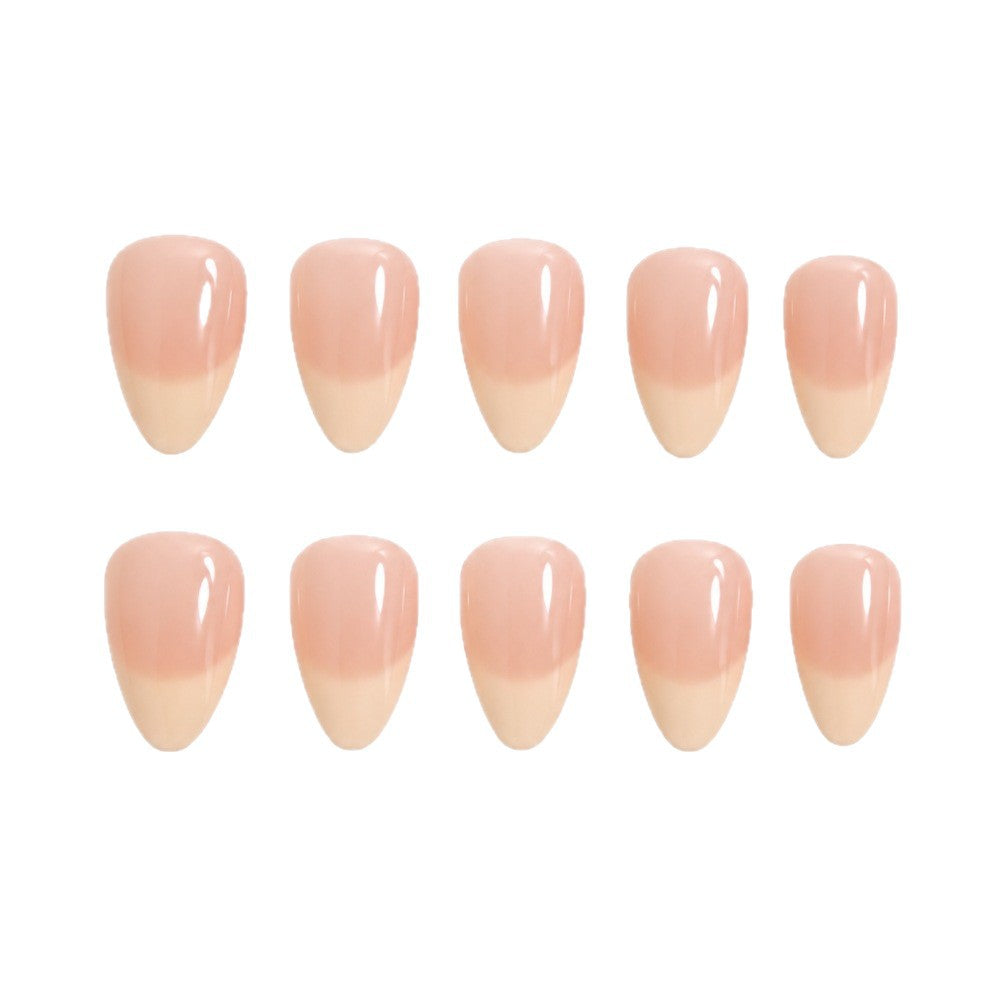 Artificial nails in elegant French-tip design Stornfield