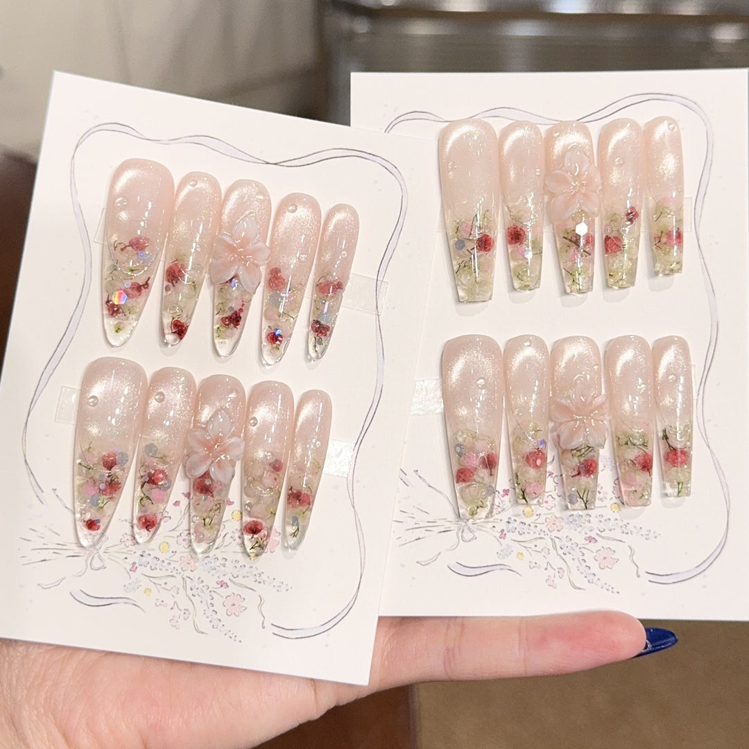 Artificial nail tips with floral details Stornfield