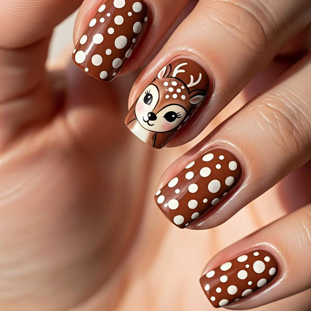 Artistic 3D Reindeer-Themed Nail Art Stornfield