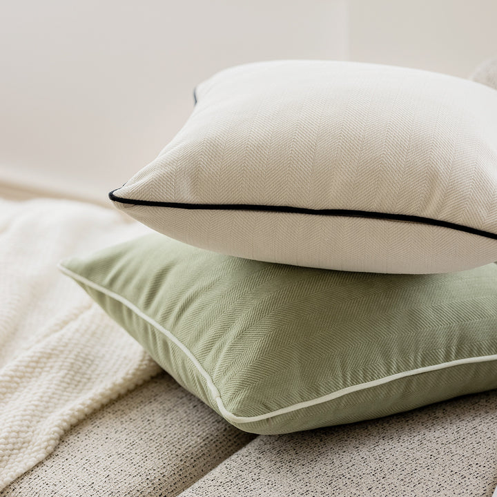 Patterned decorative cushion