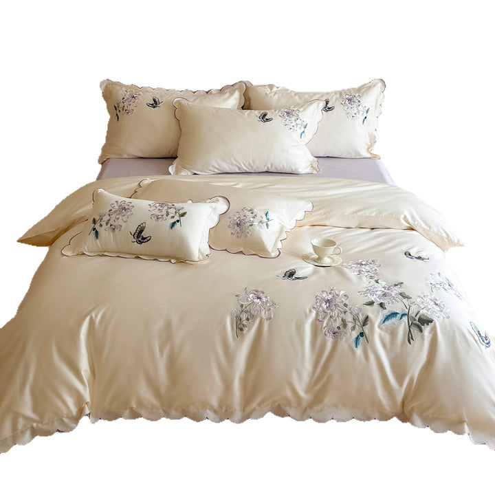Embroidered Floral Scalloped-Edge Duvet Cover Set with Pillow Shams