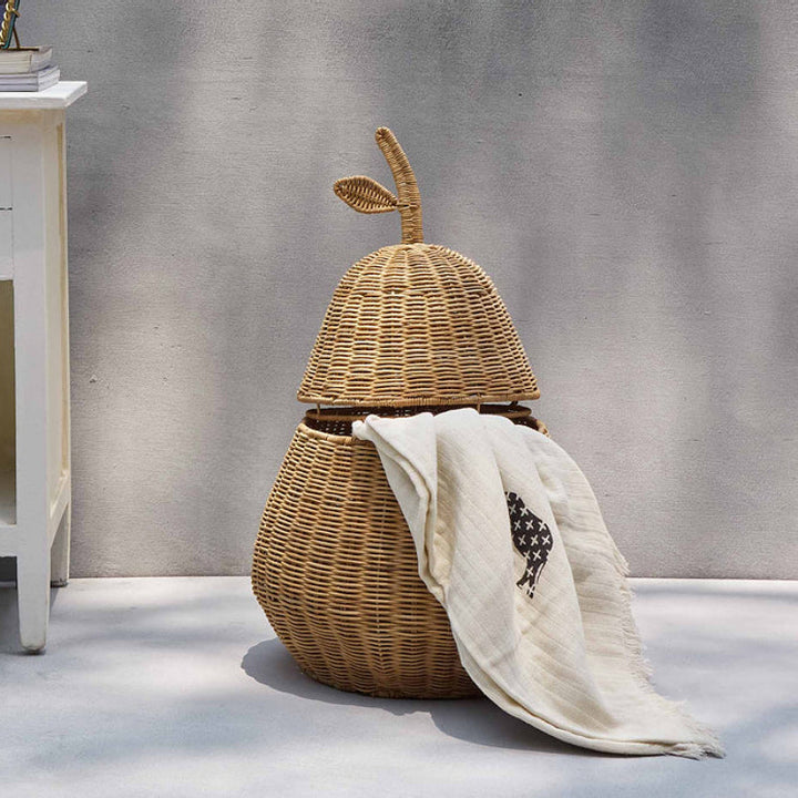 Playful decorative basket in pear shape Stornfield