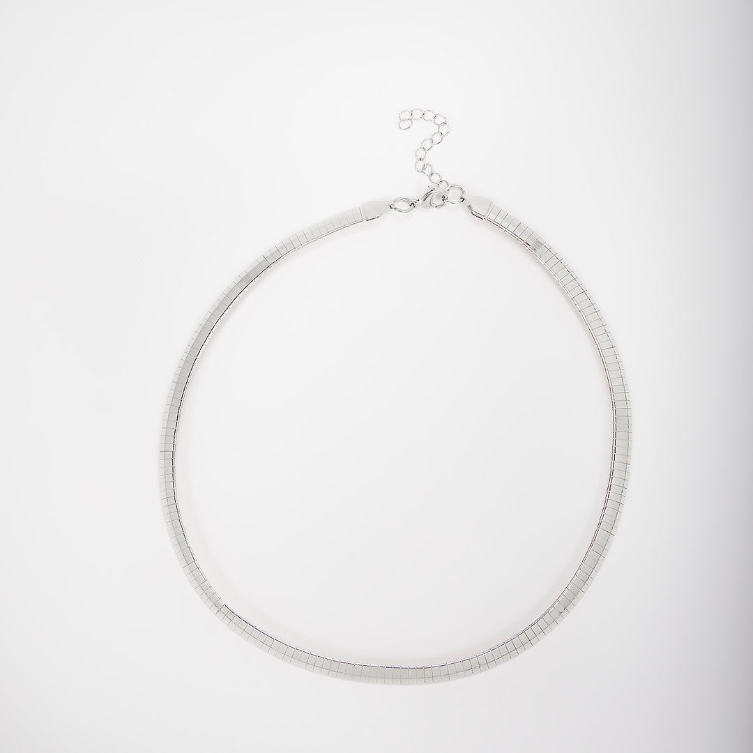 Elegant Statement Wire Choker Stornfield