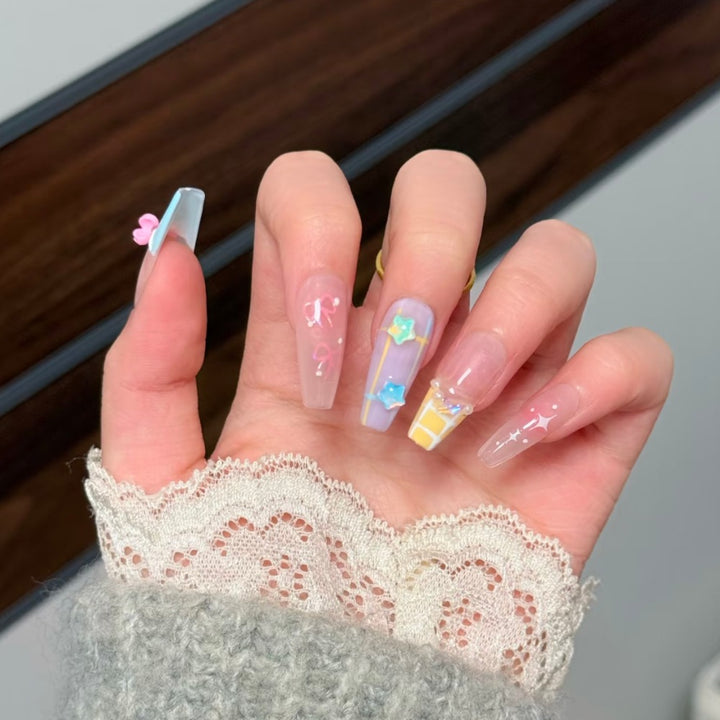 Artificial nails with Playful Design Stornfield