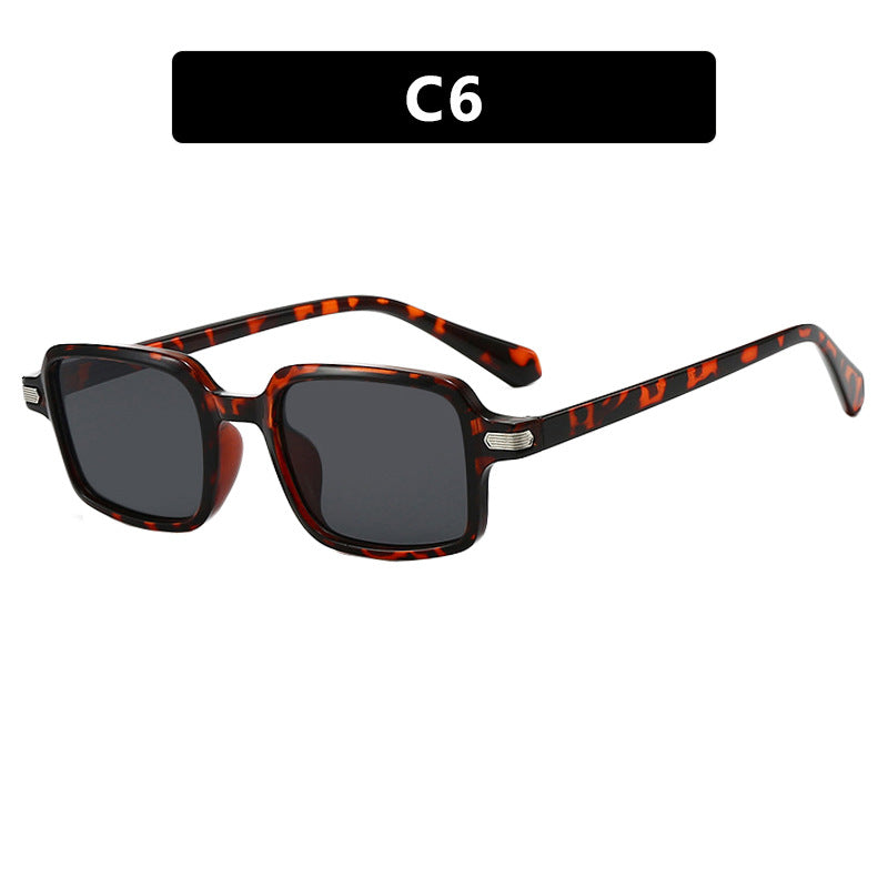Women square sunglasses with protective UV filter and sturdy frame Stornfield