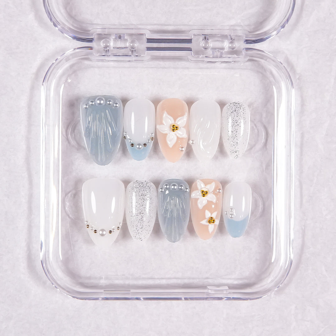 Decorative Floral Press-On Nails