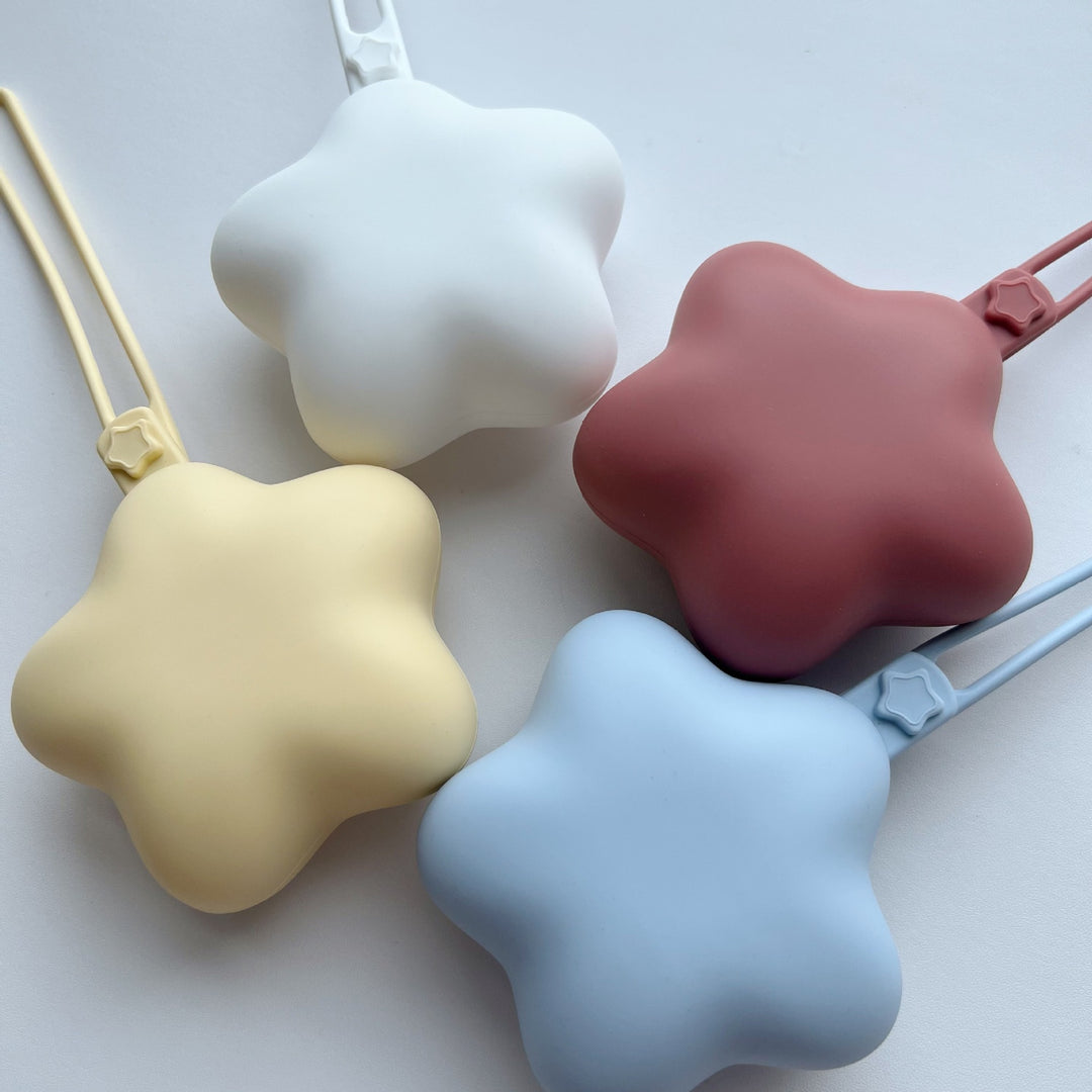 Soft-Touch Silicone Star-Shaped Mini Pouch Keychain with Elastic Loop
