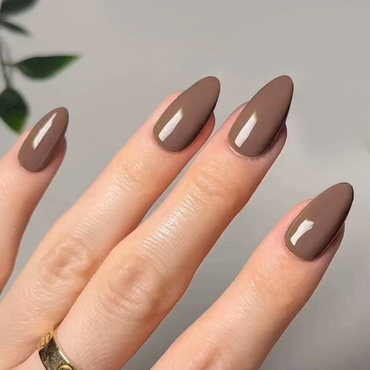 Artistic stiletto nails with elegant high-gloss finish Stornfield