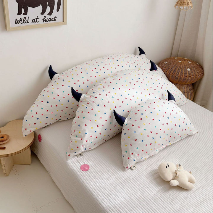 Playful Dog Print Horn-Appliqué Pillowcase Shams Set