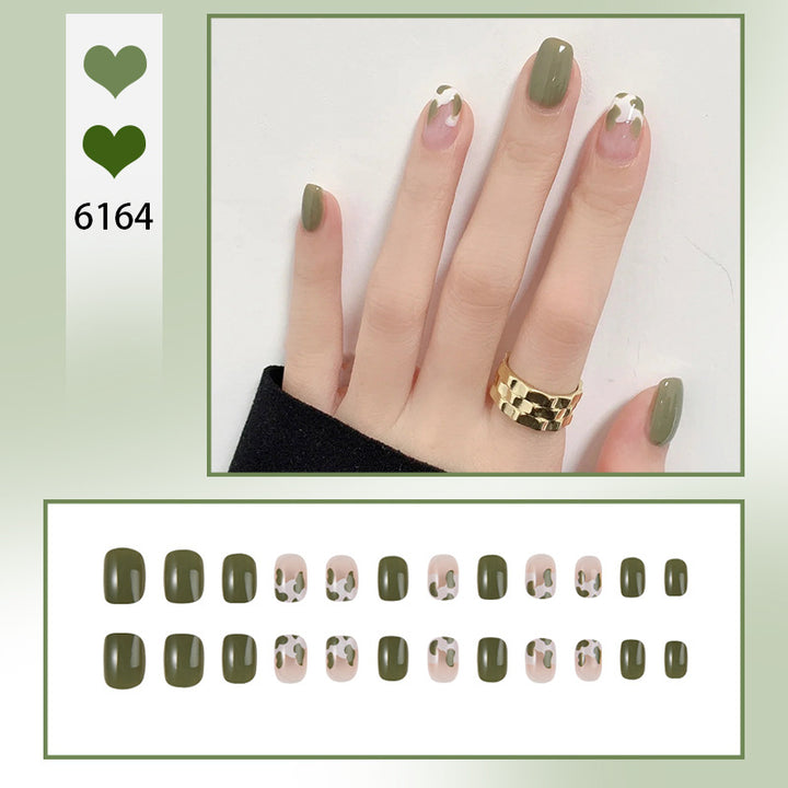 Elegant Artistic Press-On Nail Set