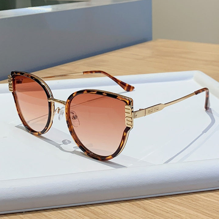 Women's Cat-Eye Sunglasses with Elegant Accentuated Lenses Stornfield