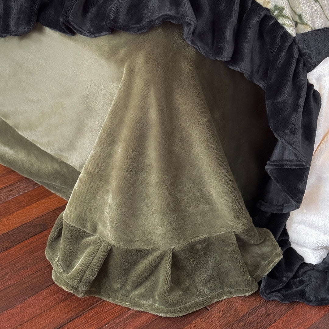 Quilted Floral Embroidered Duvet Cover Set with Velvet Ruffle Trim