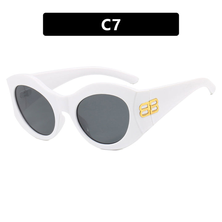 Ladies stylish Cat-Eye sunglasses with high-gloss design and protective lenses Stornfield