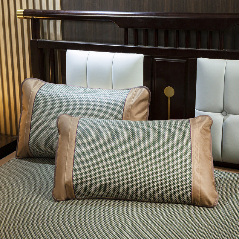 Women luxurious bedspread with elegant design Stornfield