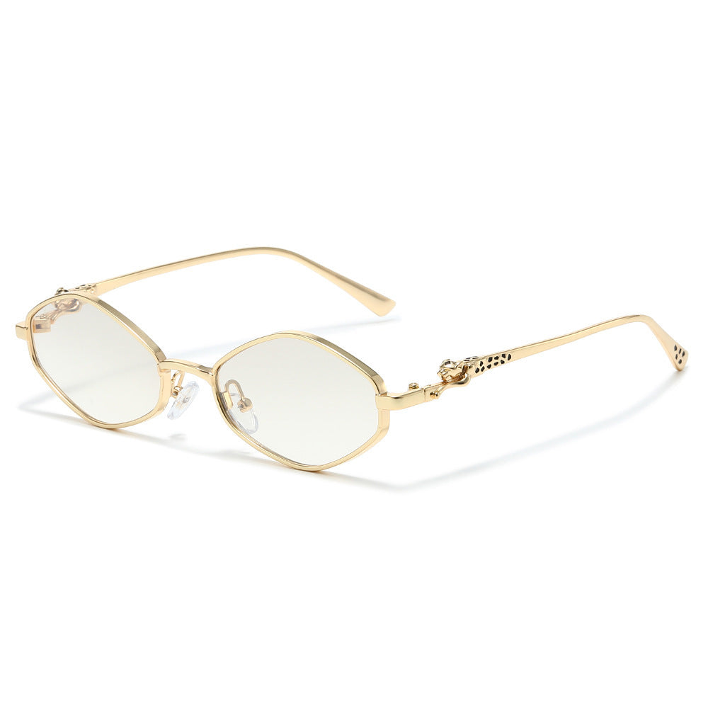 Fashion-Forward Geometric Sunglasses Stornfield