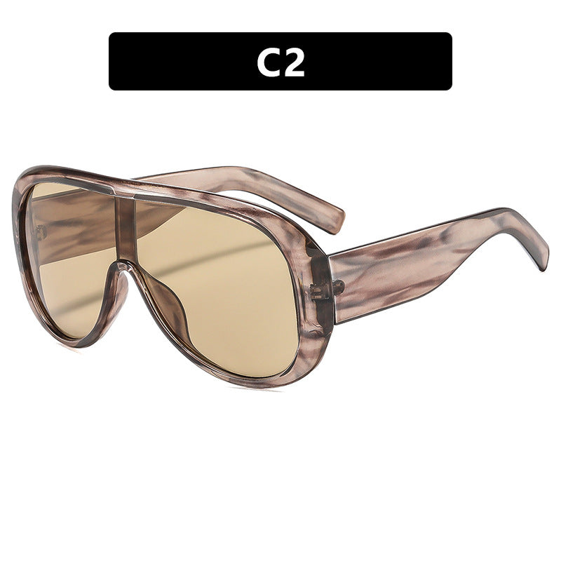 Women's oversized sports sunglasses in retro-inspired design Stornfield