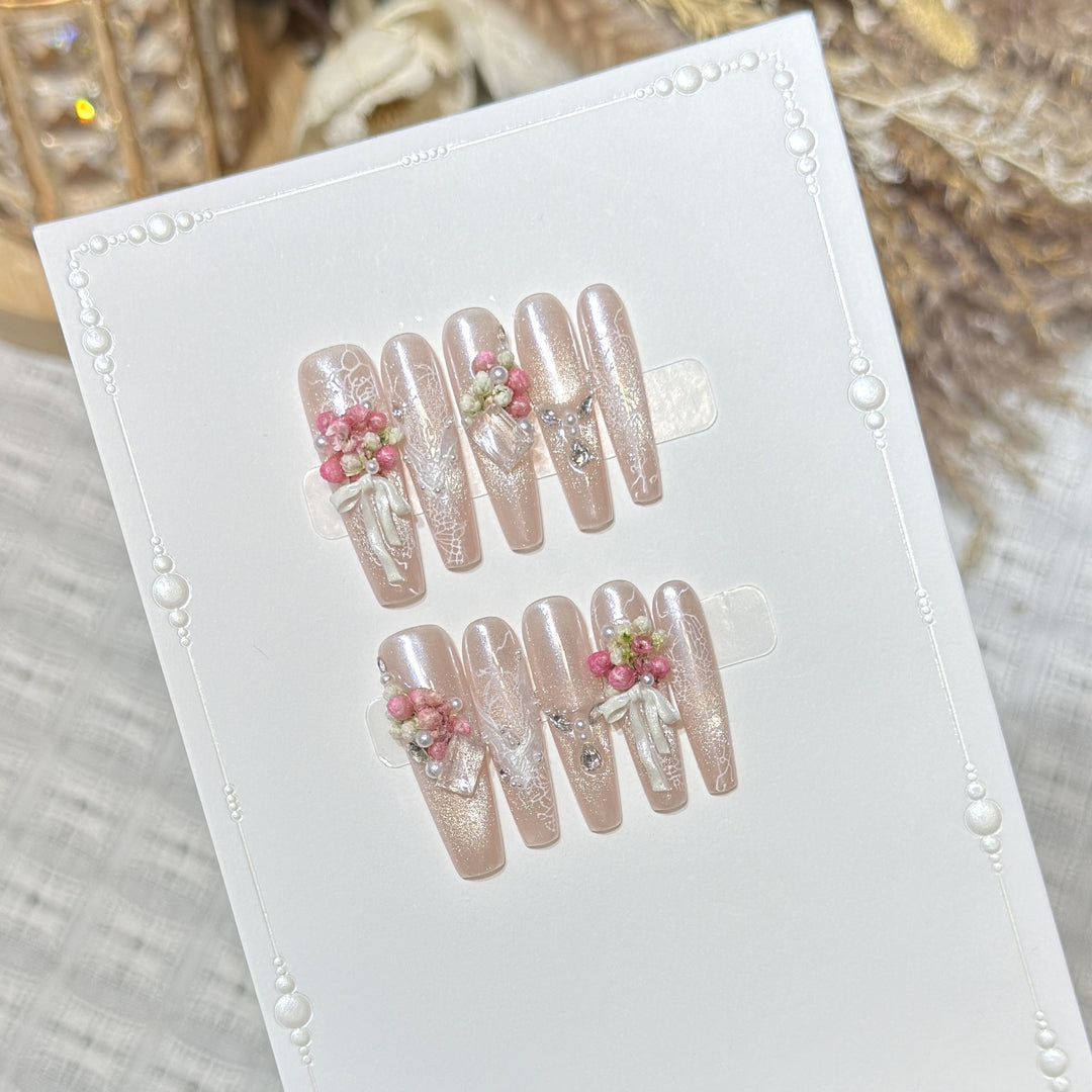 Floral Artisan Press-On Nail Set