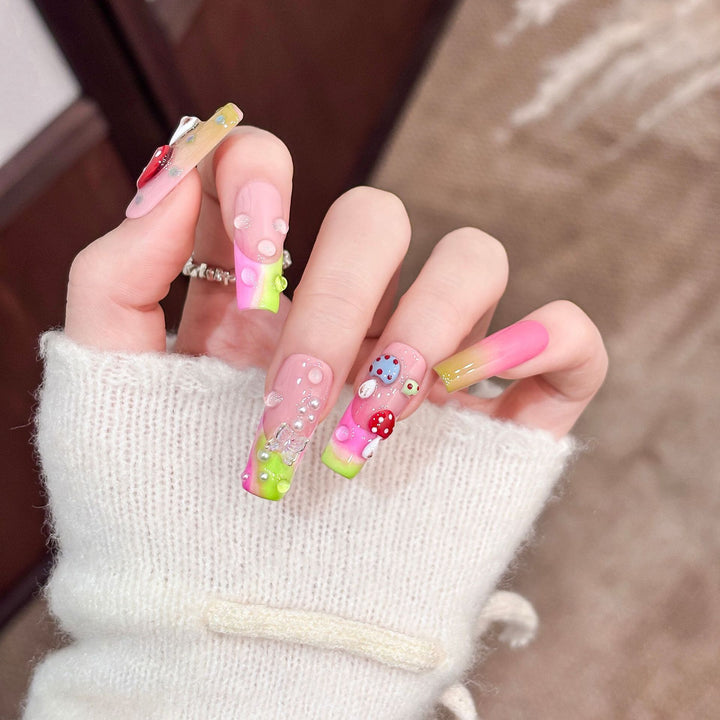 Artistic Decorative Press-On Nail Tips