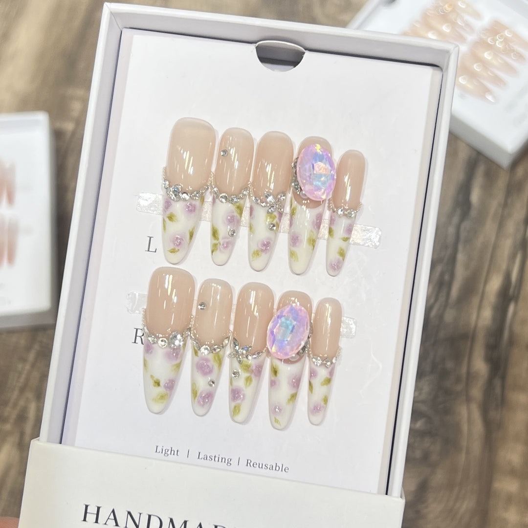 Decorative Floral Stiletto Press-On Nail Set Stornfield