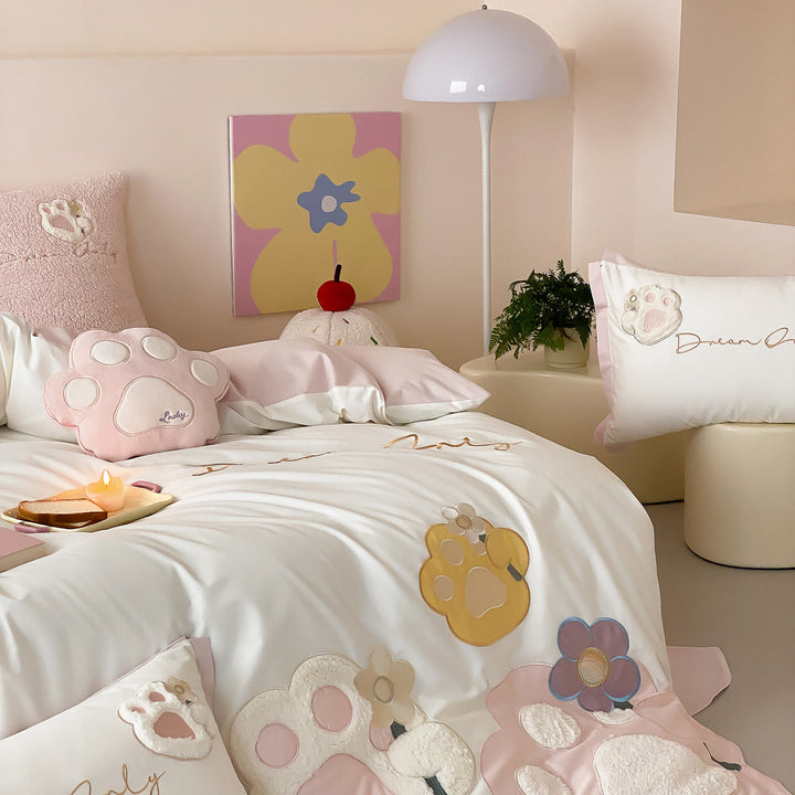 Plush Paw-Appliqué Cotton Sateen Duvet Cover Set